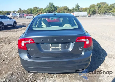 2014 Volvo S60 T6 из США, поврежденный, VIN YV1902FH2E2273897